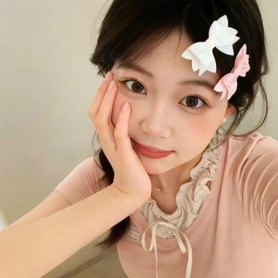 蓝色大丽花 海报